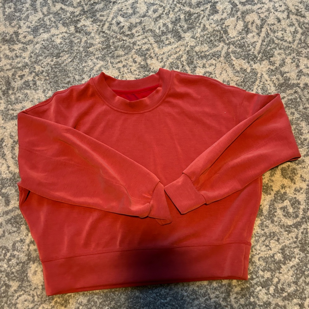 Lululemon Crew neck cropped